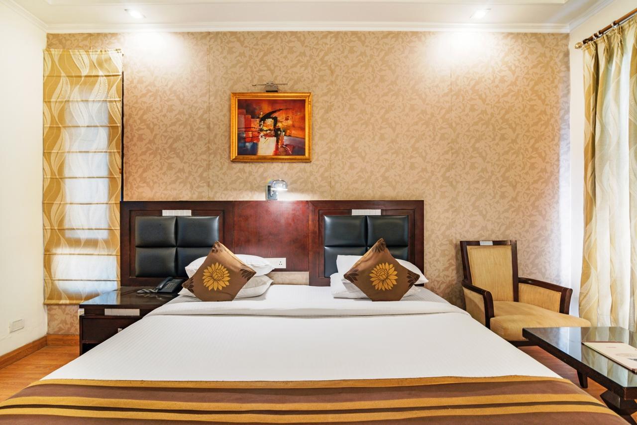 Royal Residence Mg Road Gurgaon Dış mekan fotoğraf