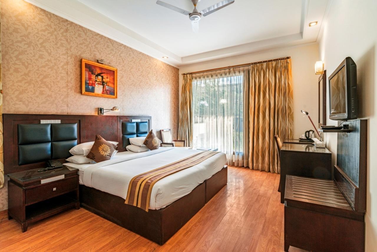Royal Residence Mg Road Gurgaon Dış mekan fotoğraf